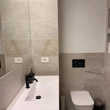 Apartamento Comfort & Style In Center With Parking Como