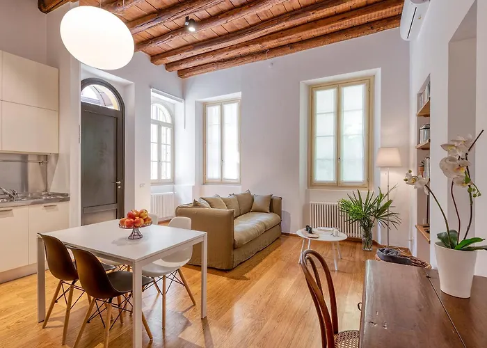 Apartmán Comfort & Style In Center With Parking Como