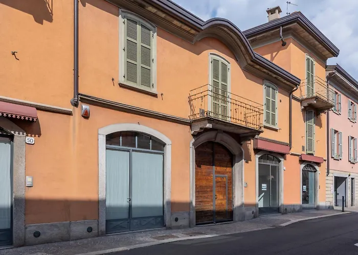 Apartment Comfort & Style In Center With Parking